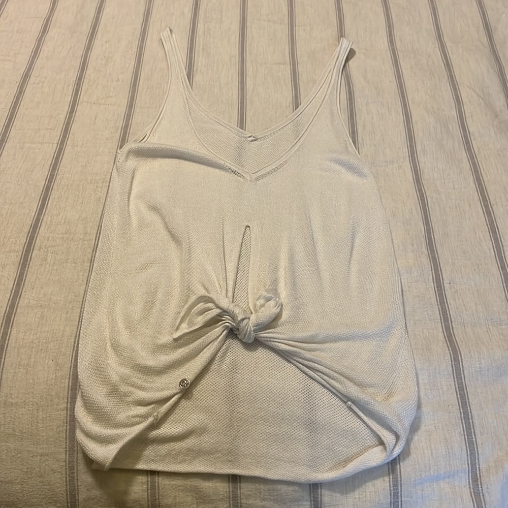 EUC Rare Lululemon Top